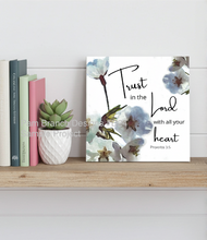 “Trust in the Lord with All Your Heart” with Flowers, Decoupage Sheet, Rice Paper D24